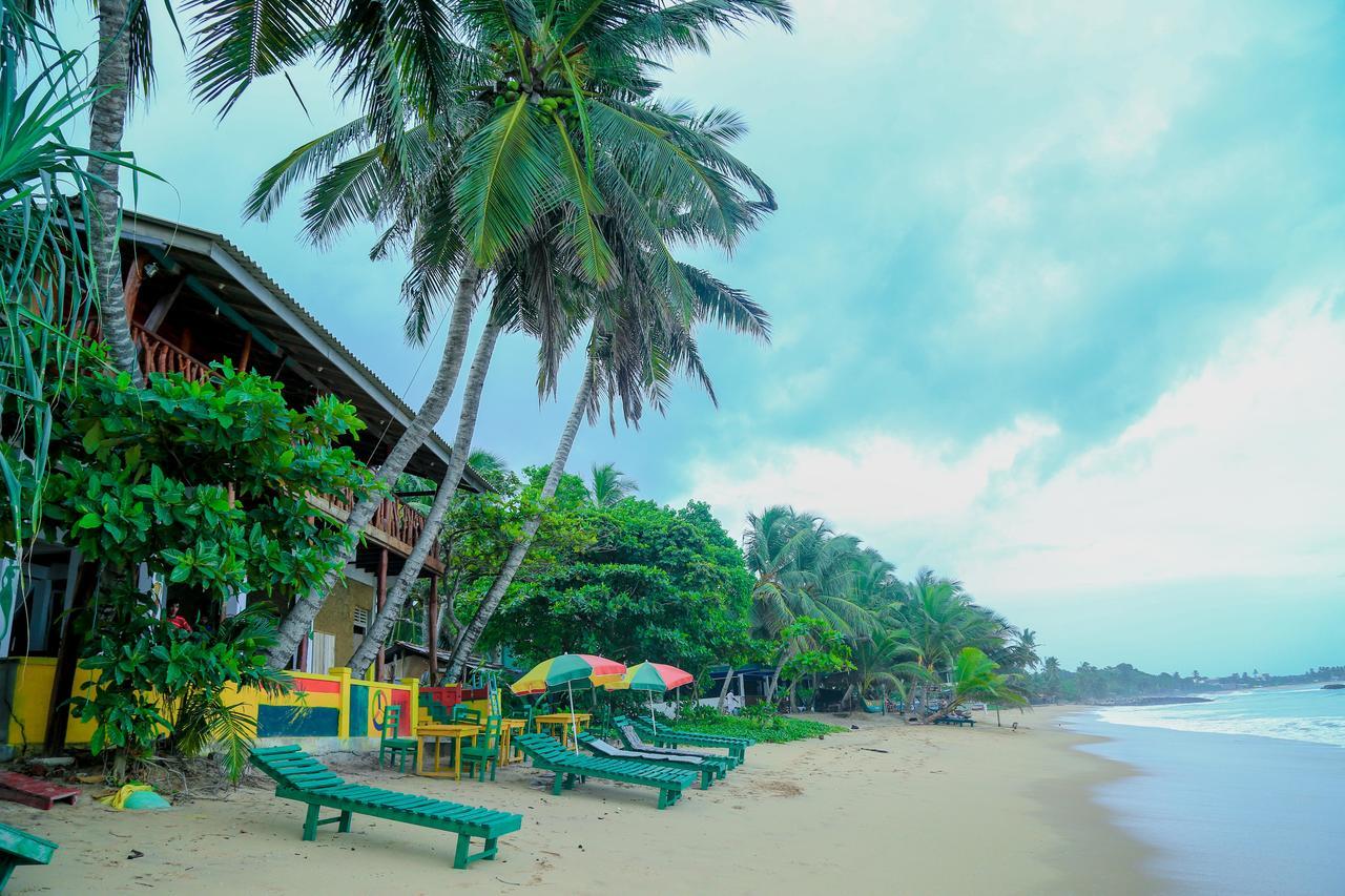 Reggae Zone Beach Resort Tangalle Extérieur photo